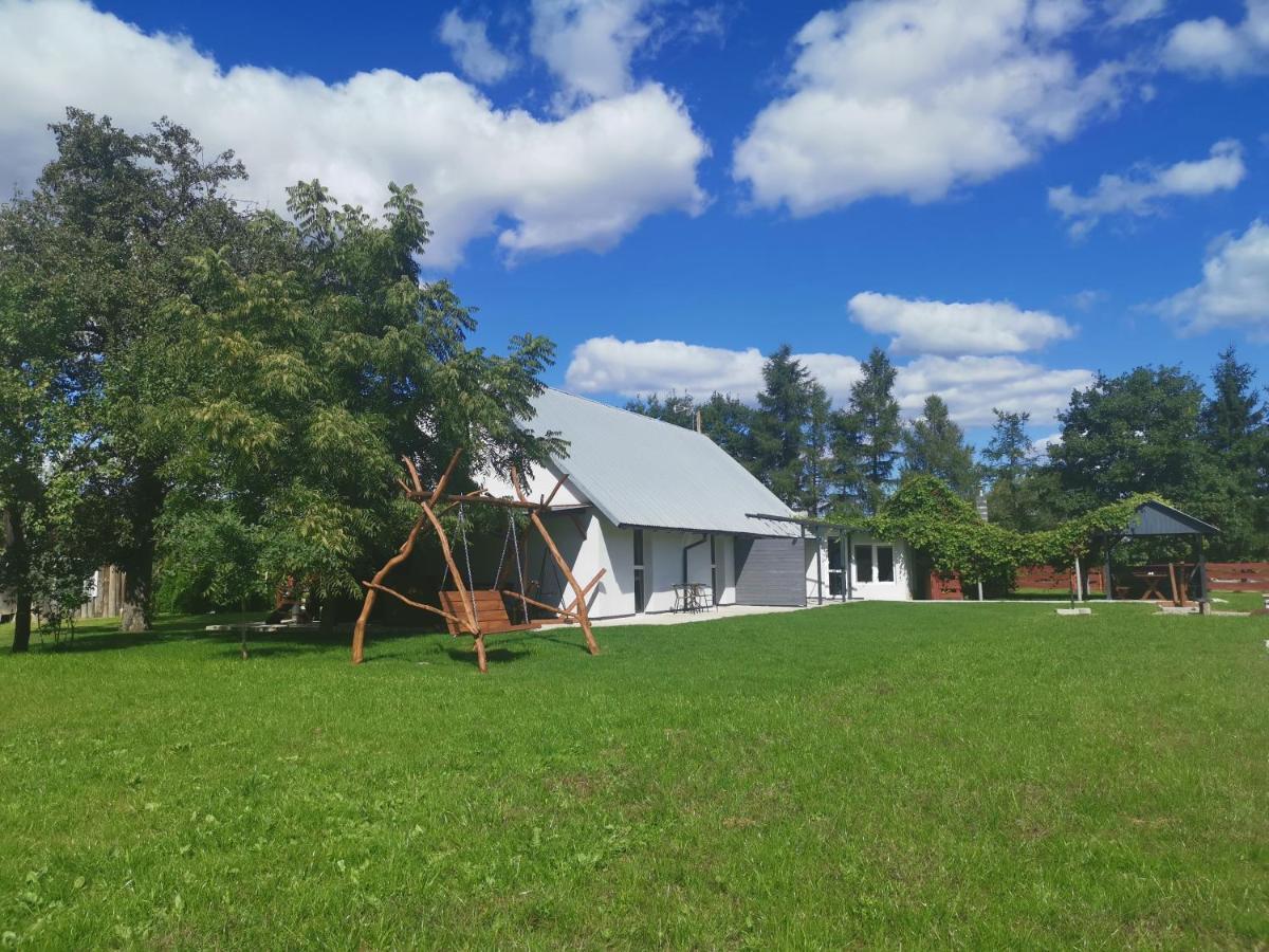 Agrochalupki Apartman Korczowa Kültér fotó