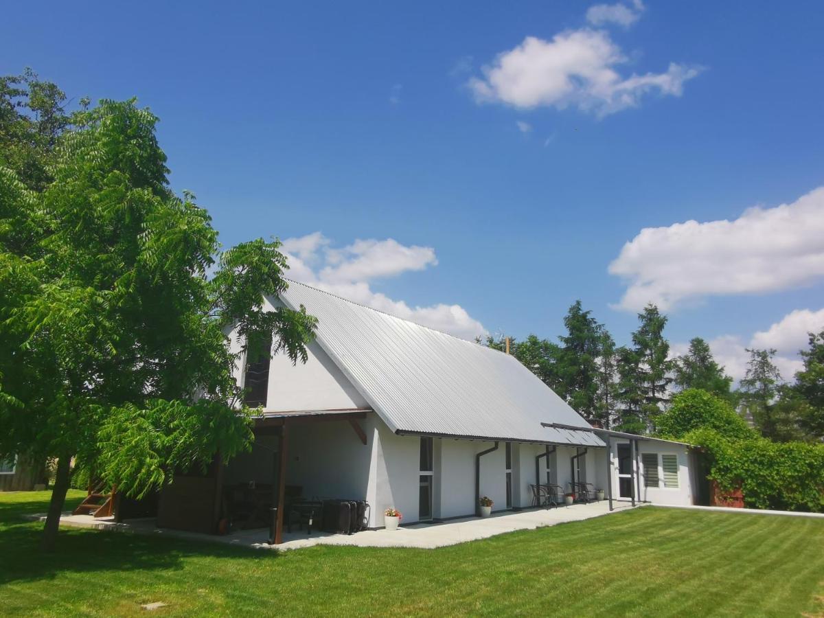 Agrochalupki Apartman Korczowa Kültér fotó