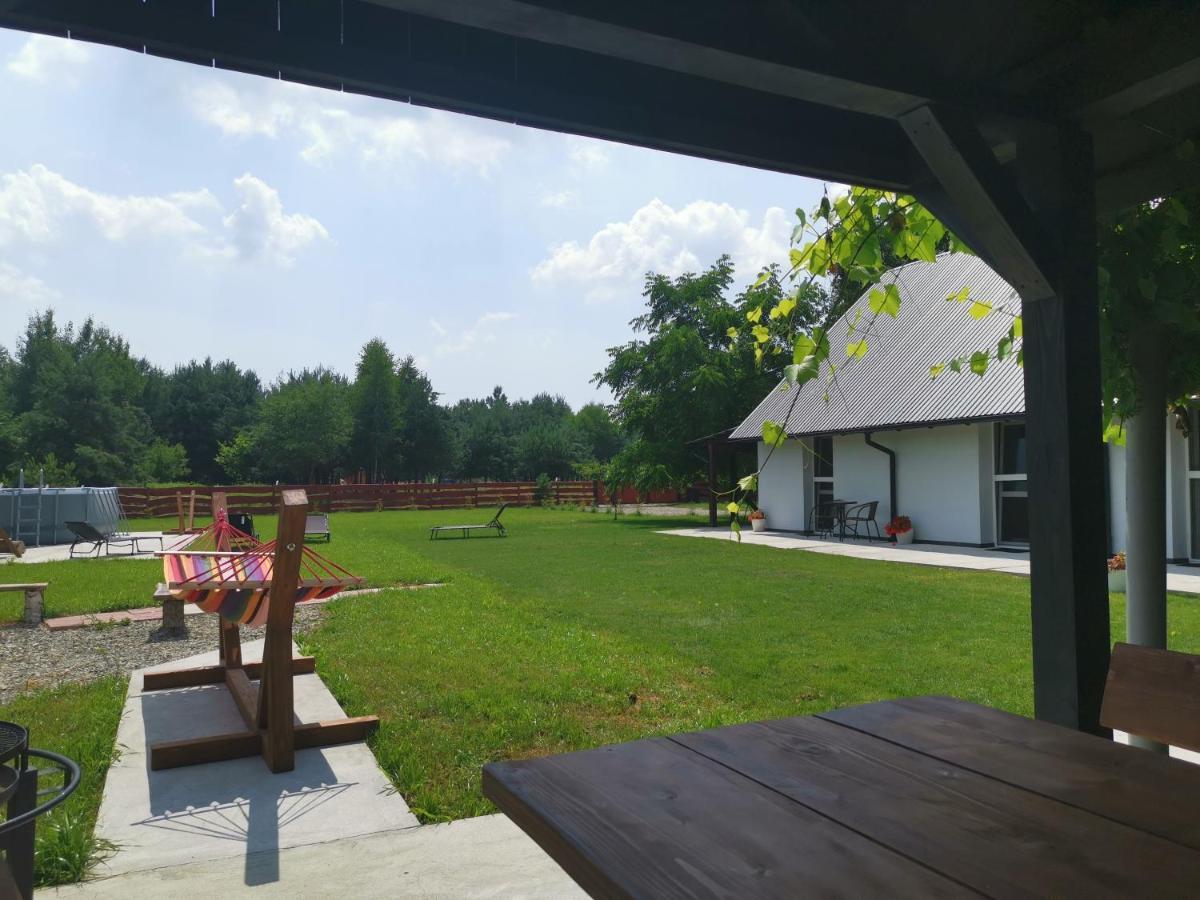 Agrochalupki Apartman Korczowa Kültér fotó