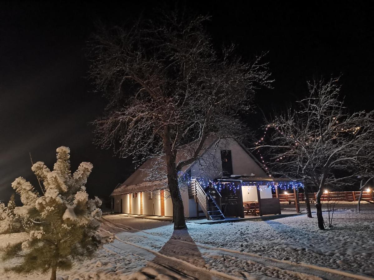 Agrochalupki Apartman Korczowa Kültér fotó